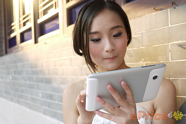 娇小的性感!HTC 平板第一弹 Flyer 试用感受 娇小的性感!HTC 平板第一弹 Flyer 试用感受