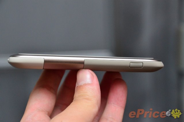 三色美型中端机 HTC Rhyme 纽约现场抢先评测 三色美型中端机 HTC Rhyme 纽约现场抢先评测