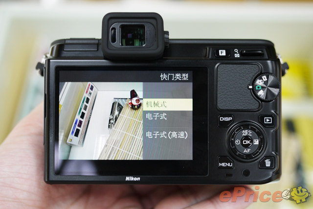 尼康 Nikon 1 V1、J1 新机到货,开箱试玩! 尼康 Nikon 1 V1、J1 新机到货,开箱试玩!