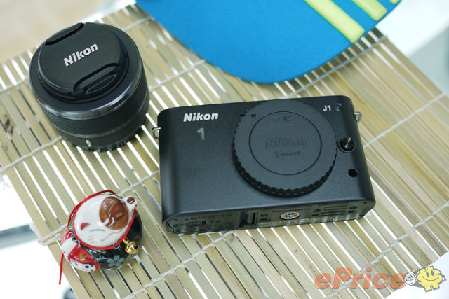 尼康 Nikon 1 V1、J1 新机到货,开箱试玩! 尼康 Nikon 1 V1、J1 新机到货,开箱试玩!