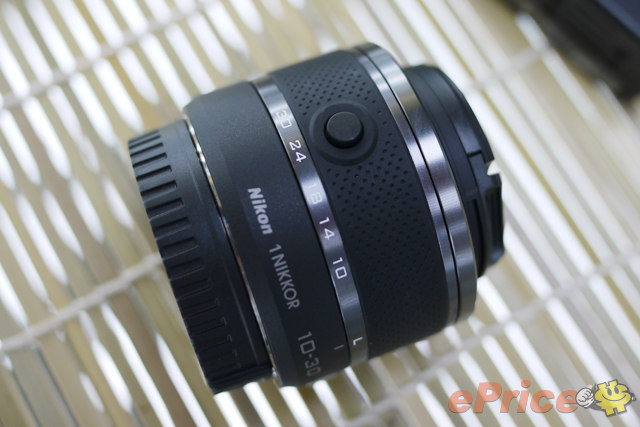 尼康 Nikon 1 V1、J1 新机到货,开箱试玩! 尼康 Nikon 1 V1、J1 新机到货,开箱试玩!