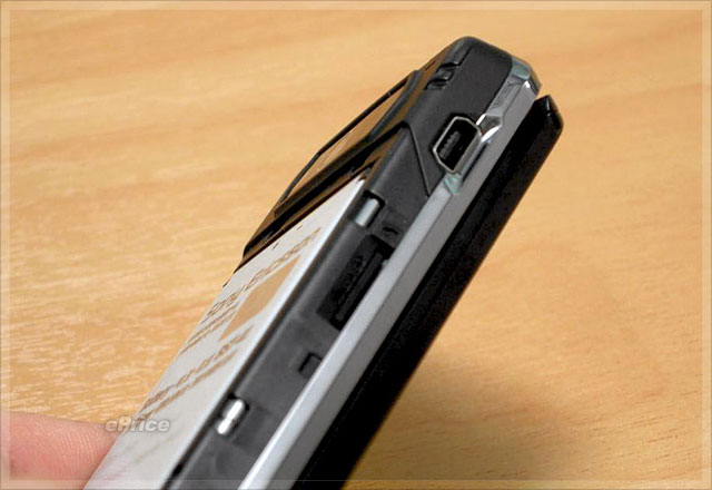 新闻 - 九大介面 x 中文外挂?Xperia X1 香港版体验!