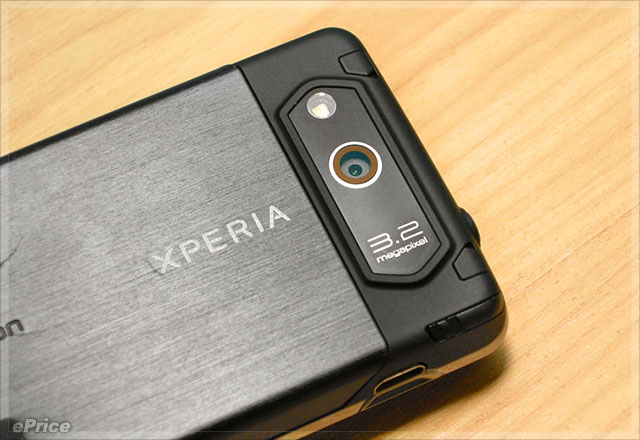 新闻 - 九大介面 x 中文外挂?Xperia X1 香港版体验!
