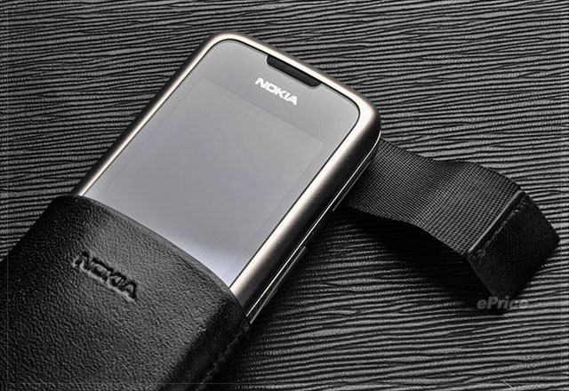 新闻 - 洗链更出色?Nokia 8800 Carbon Arte 图赏