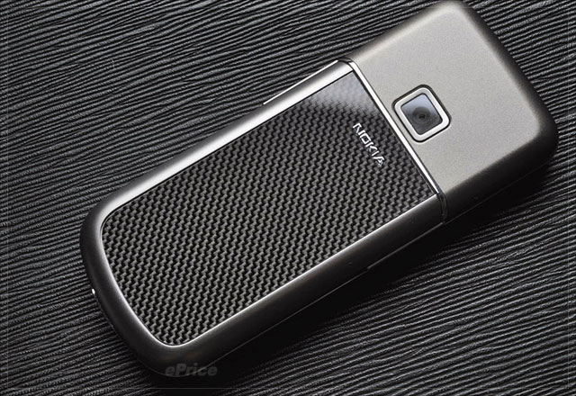 新闻 - 洗链更出色?Nokia 8800 Carbon Arte 图赏