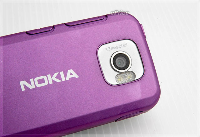 新闻 - Nokia 7610SN 闪亮超靓面?主题彩壳随心变