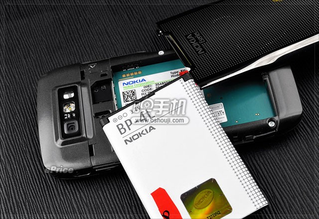 新闻 - 瘦身成功!?Nokia E71 外表靓、内在更吸引