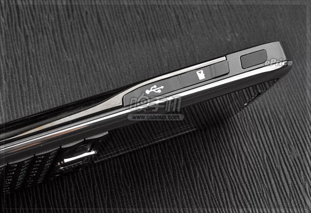 新闻 - 瘦身成功!?Nokia E71 外表靓、内在更吸引