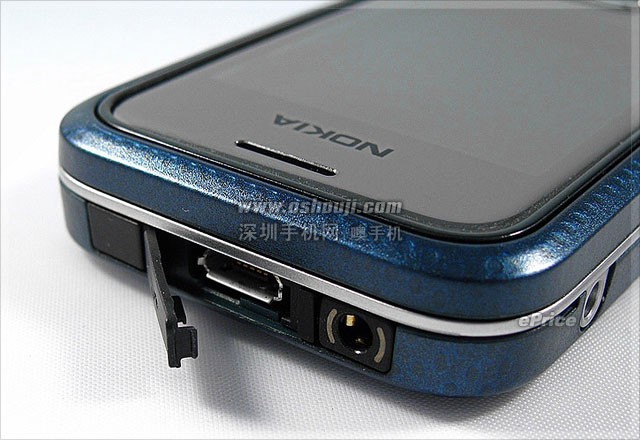 新闻 - 新 7 系设计世代 Nokia 7310s 之华丽镜力革命